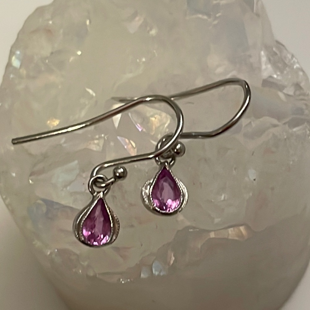 14K White Gold Pink Sapphire pear shaped earrings